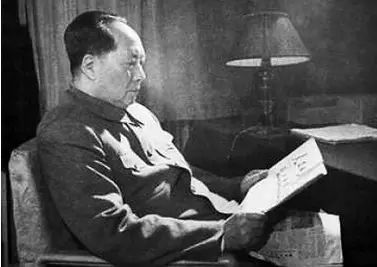 【作家合集】《毛泽东选集》[azw3]网盘下载