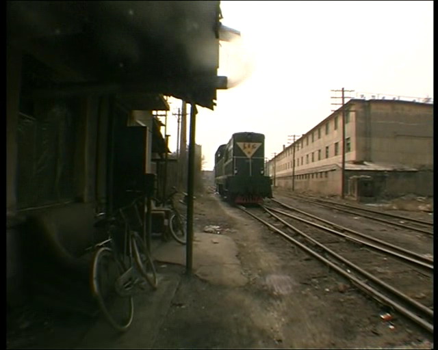 【豆瓣8.8】《铁西区第三部分：铁路》国语经典纪录片[MKV]百度网盘下载