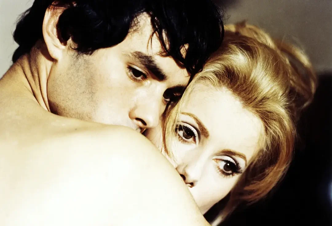 第32届金狮奖最佳影片《白日美人》法语中字高清电影[MKV]百度网盘下载