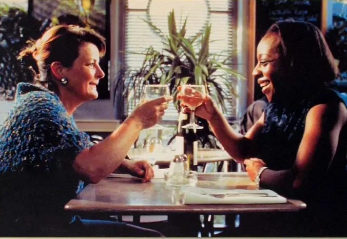 【豆瓣8.0】《秘密与谎言》英语中字高清电影[MKV]百度网盘下载