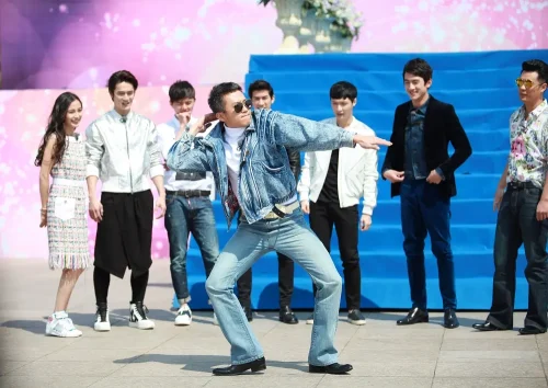 【合集】《奔跑吧 兄弟1-4》国语中字高清综艺在线观看网盘下载