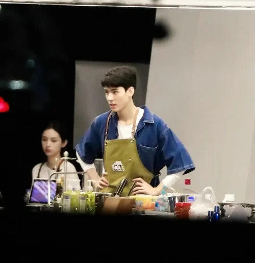 【国综】《中餐厅 第五季》国语中字高清综艺在线观看网盘下载