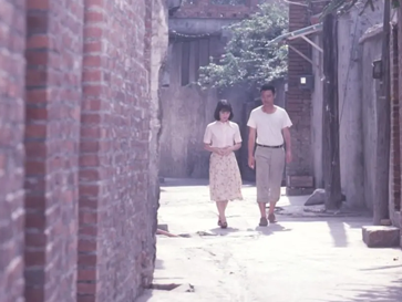 【豆瓣7.6】《小城故事》—李行作品高清电影在线观看网盘下载