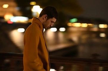 《同义词》——那达夫・拉皮德作品高清电影在线观看网盘下载