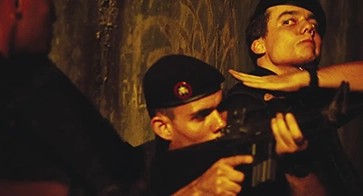 【豆瓣8.0】《精英部队》——何塞・帕迪里亚作品高清电影在线观看网盘下载​