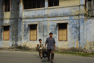 《父子》—谭家明作品高清电影在线观看网盘下载