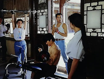 【豆瓣7.6】《龙年警官》—黄健中作品高清电影在线观看网盘下载