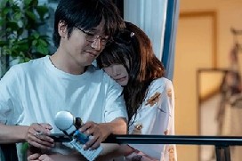 【豆瓣7.7】《初恋，稍显粗糙》—高清剧集在线观看网盘下载