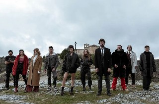 【豆瓣9.0】《纸钞屋 第三季》—高清剧集在线观看网盘下载