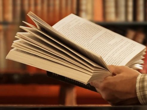 【经典节目】《读懂新闻：无限人生书单第四季》[MP3+PDF]网盘下载